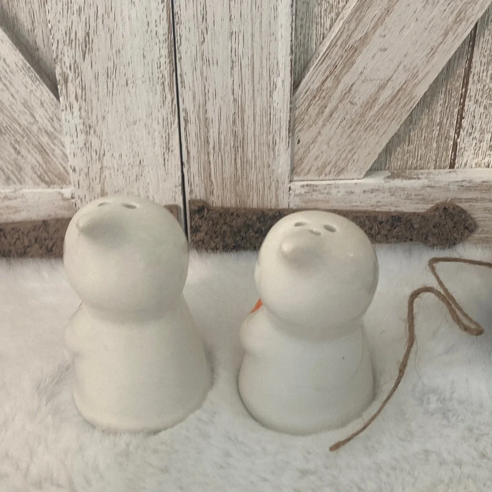 Halloween Ghost Shakers